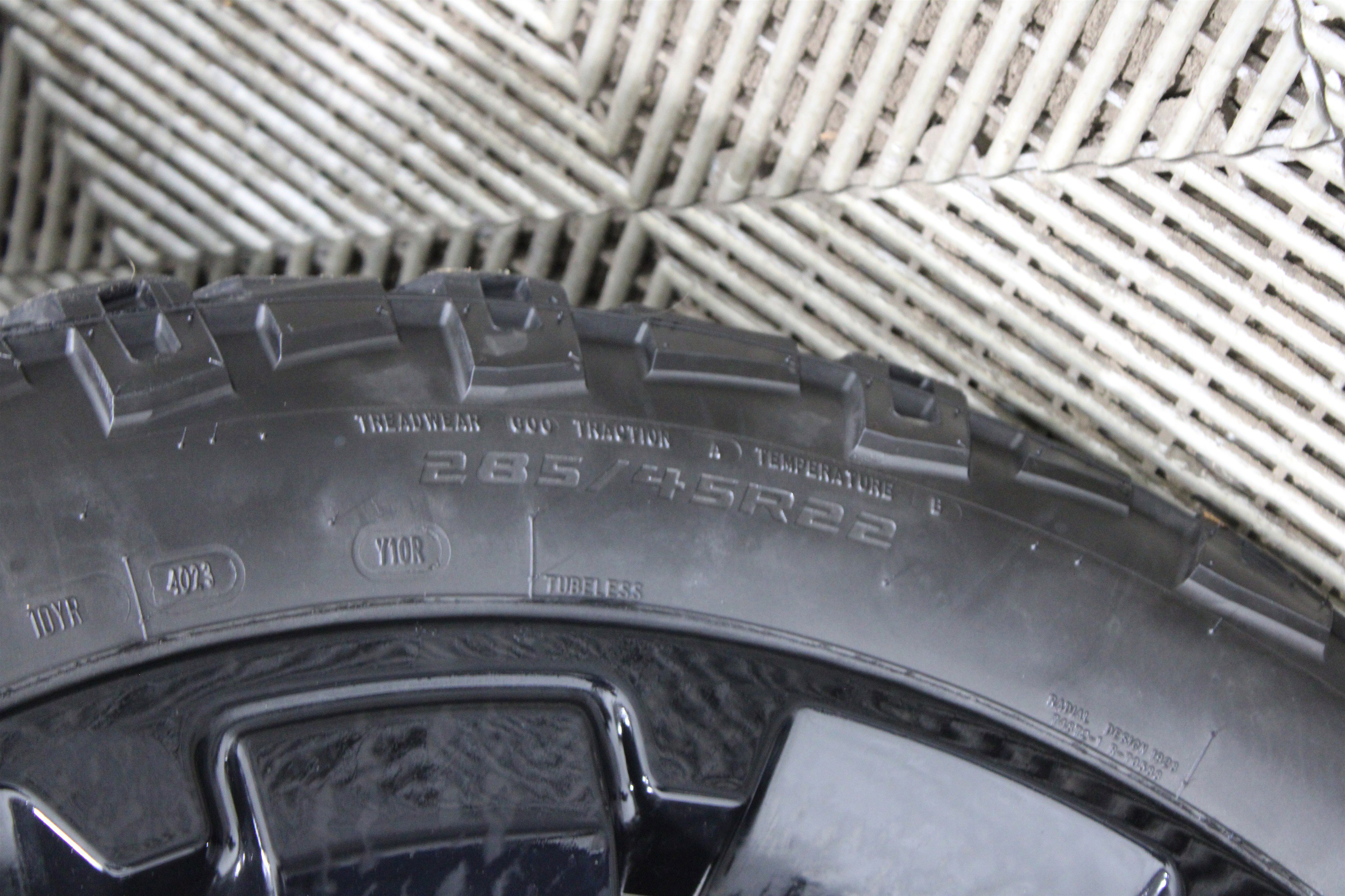 Used 2018 Chevrolet Silverado 1500 LTZ Z71 w/ LTZ Plus Package image 41