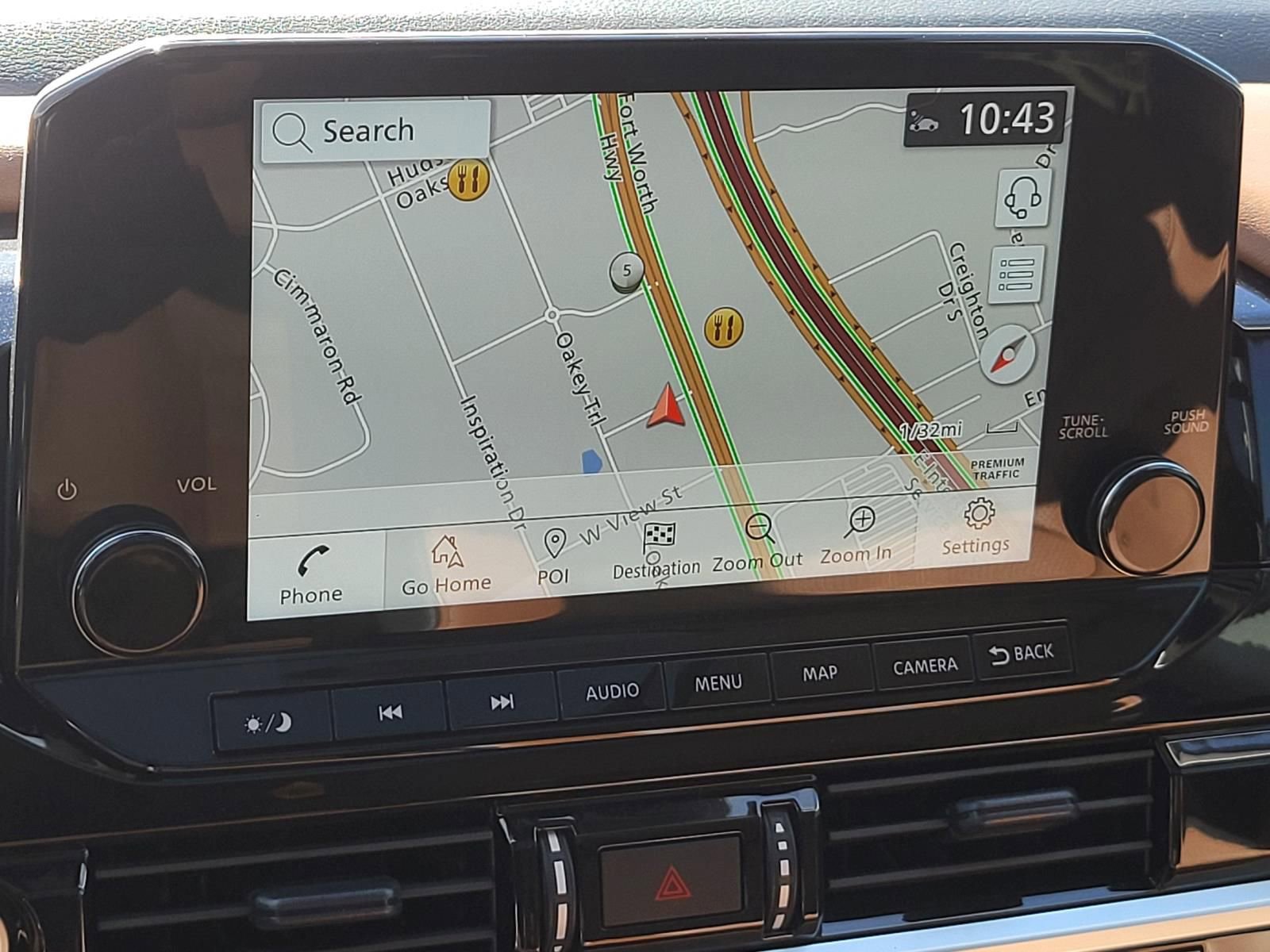 Used 2024 Nissan Pathfinder Platinum w/ Cargo Package image 28