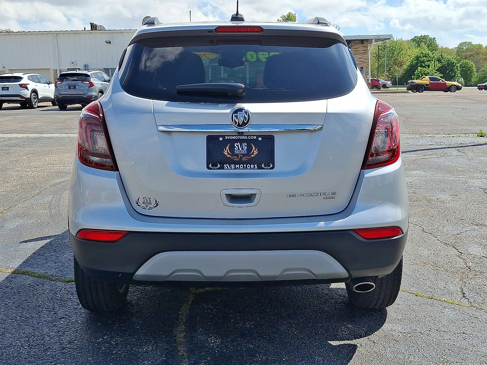 Used 2021 Buick Encore Preferred AWD/4WD image 22