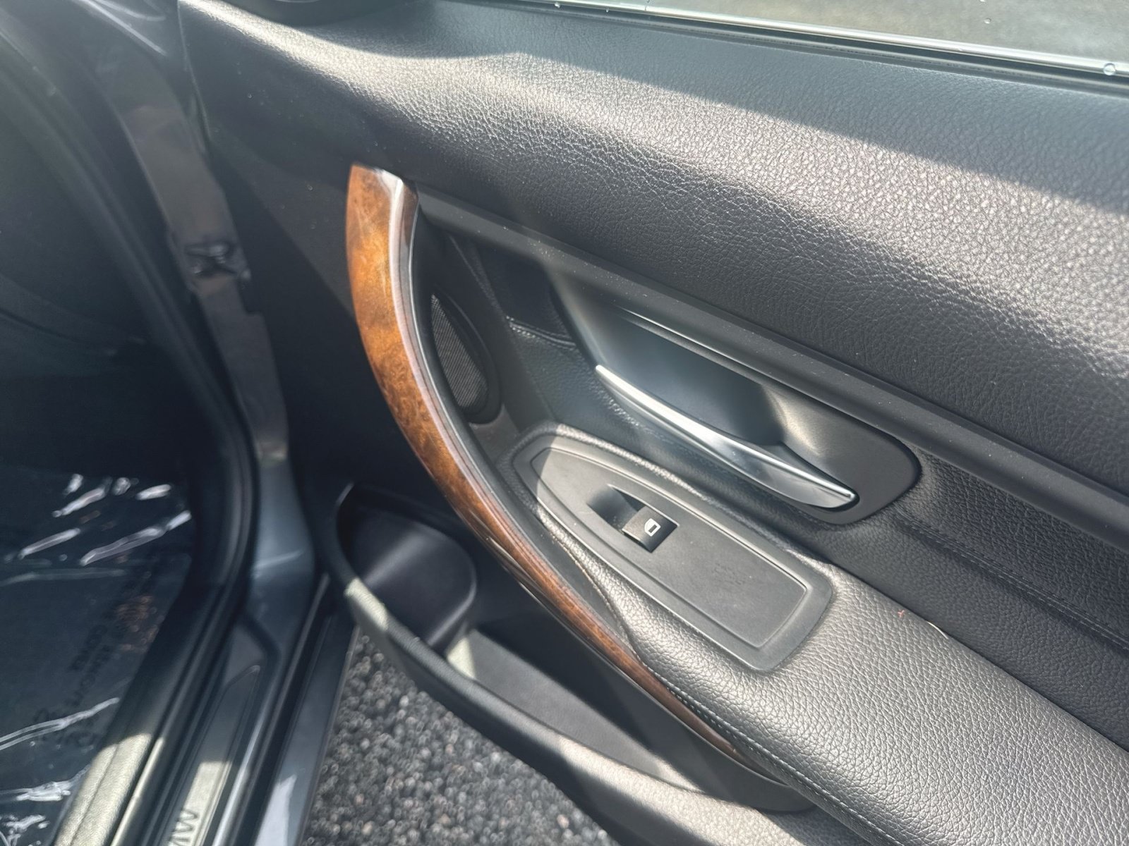 Used 2015 BMW 328i xDrive Wagon AWD/4WD image 40