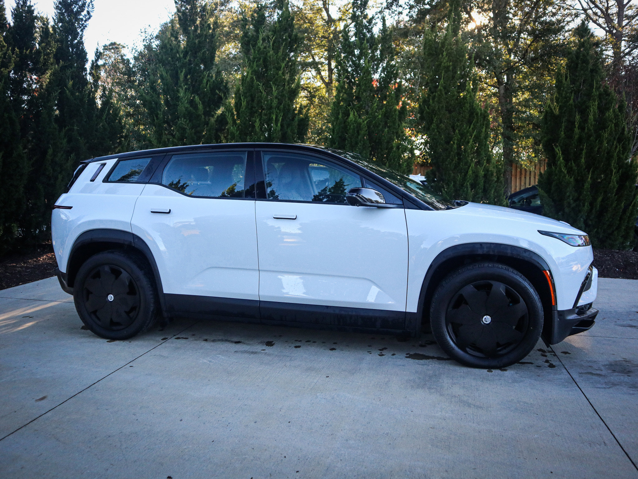 Used 2023 Fisker Ocean Extreme image 11