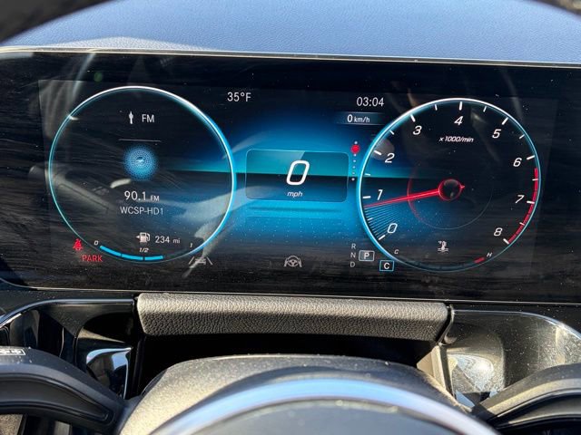 Used 2022 Mercedes-Benz GLA 250 4MATIC image 23