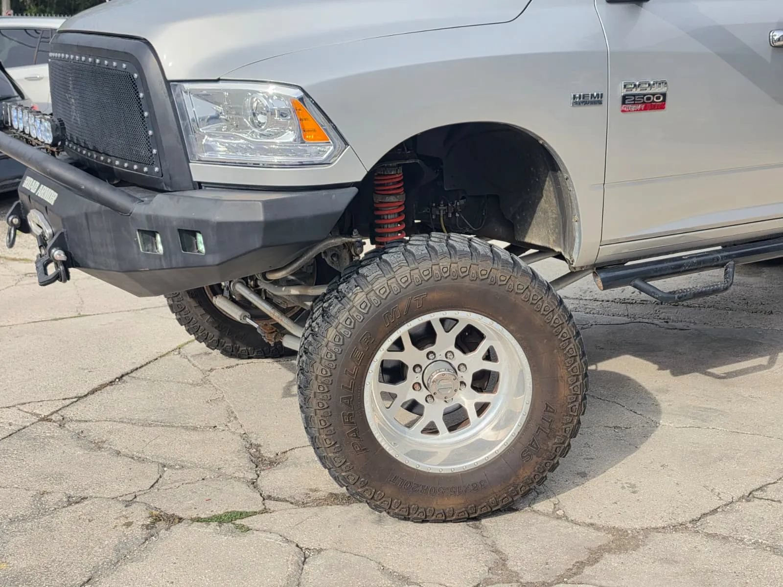 Used 2012 RAM 2500 ST w/ Chrome Appearance Group AWD/4WD image 4