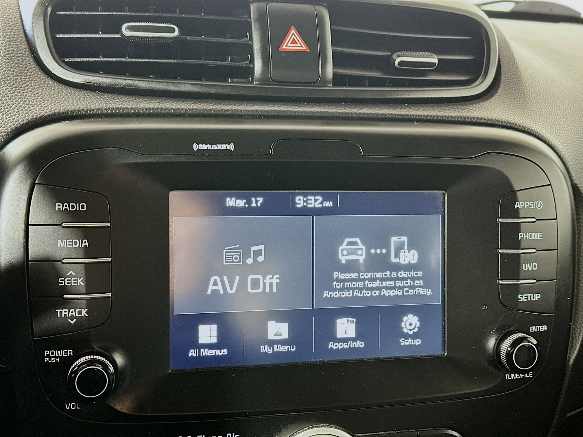 Used 2019 Kia Soul + image 14