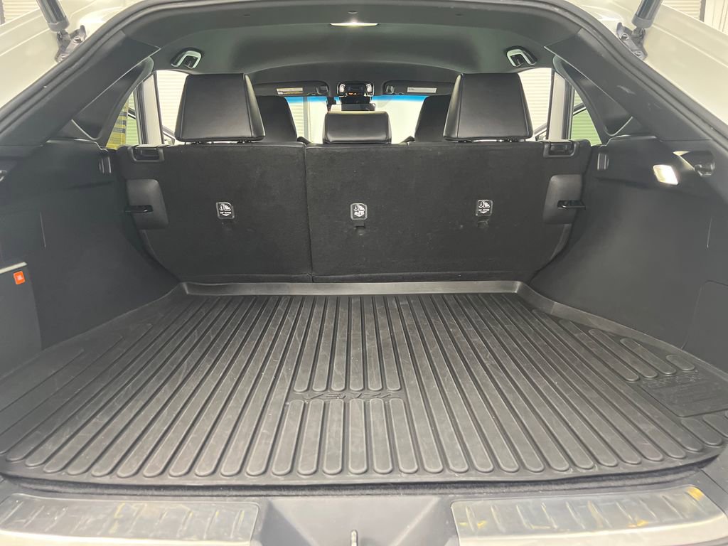 Used 2022 Toyota Venza Limited AWD/4WD image 28