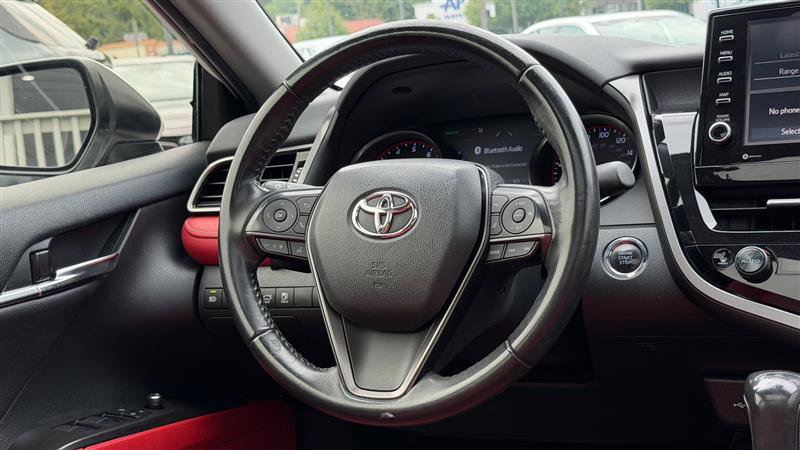 Used 2022 Toyota Camry XSE FWD image 31