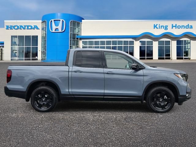 Used 2025 Honda Ridgeline Black Edition image 6