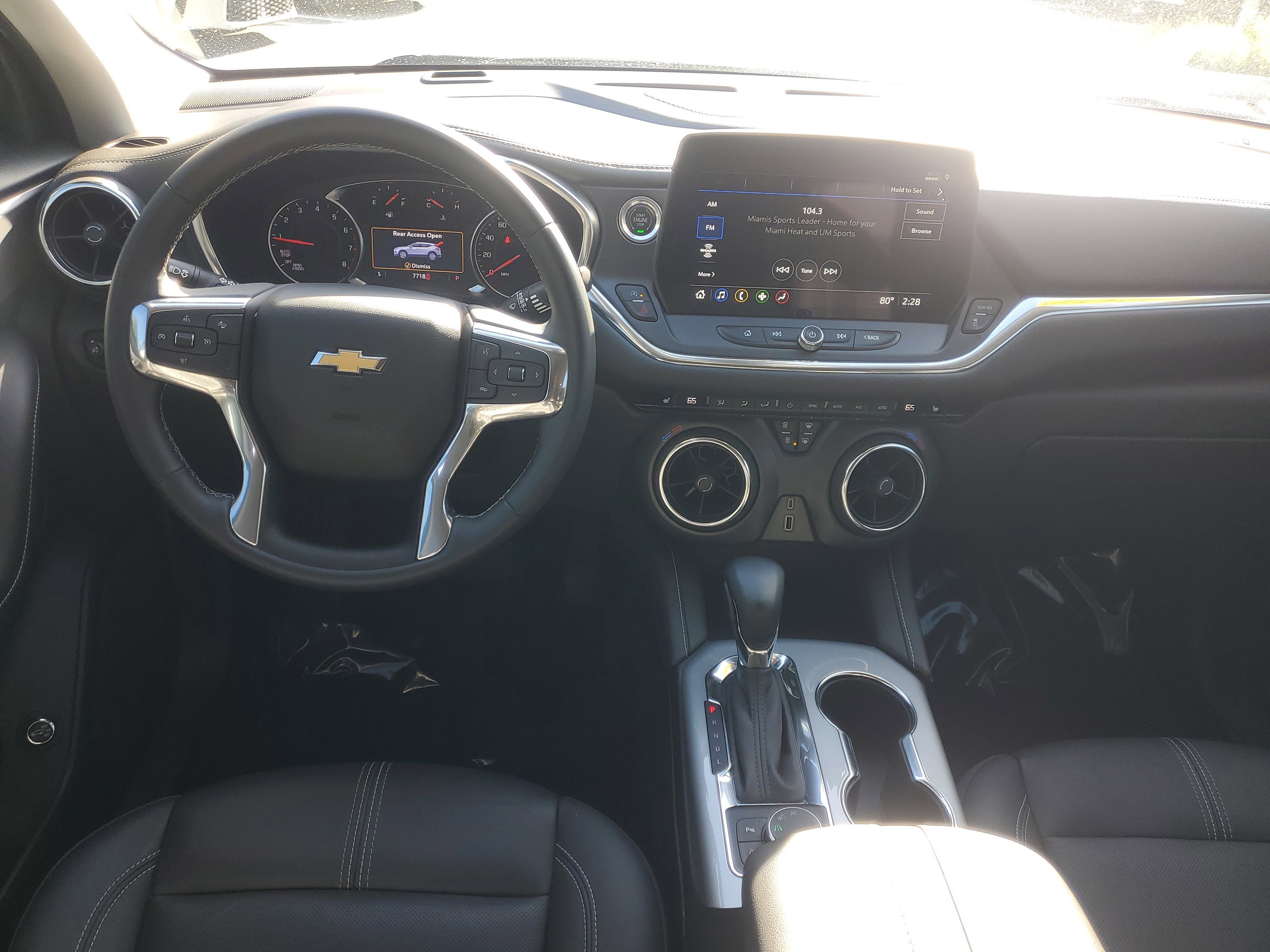 Used 2023 Chevrolet Blazer LT image 10