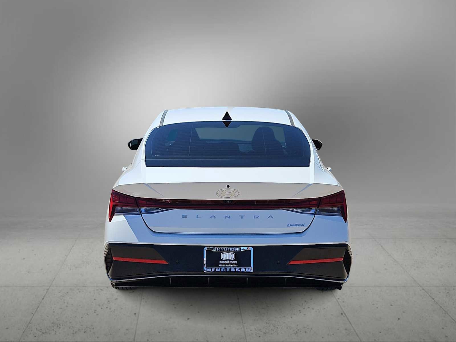 Certified 2024 Hyundai Elantra Limited FWD image 7