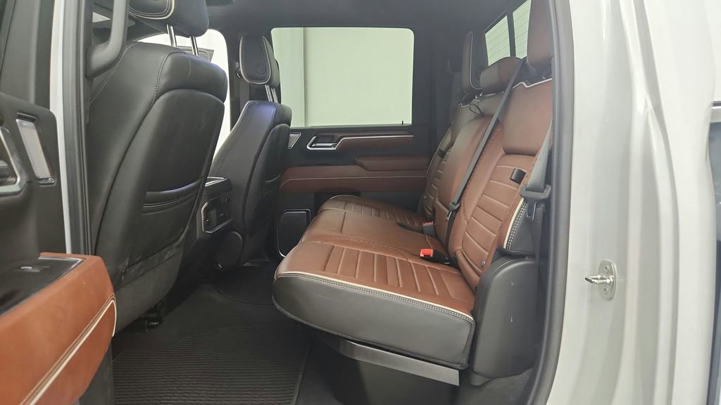 Used 2024 GMC Sierra 3500 Denali Ultimate AWD/4WD image 51