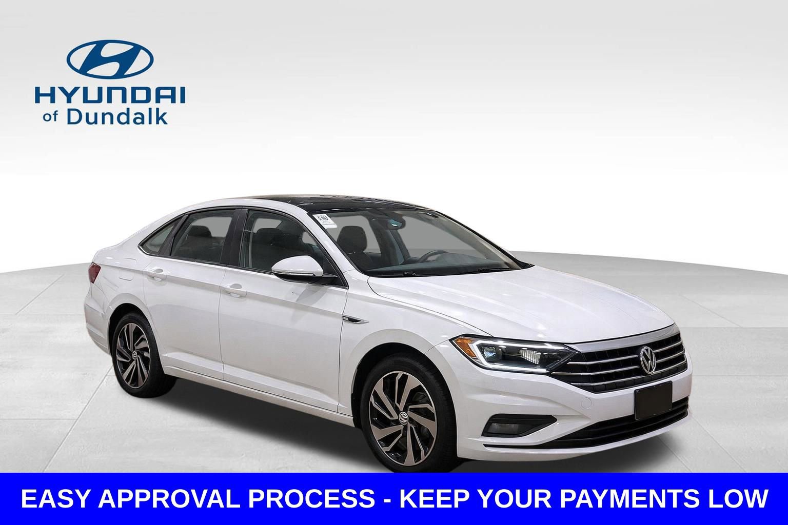 Used 2019 Volkswagen Jetta SEL Premium image 3