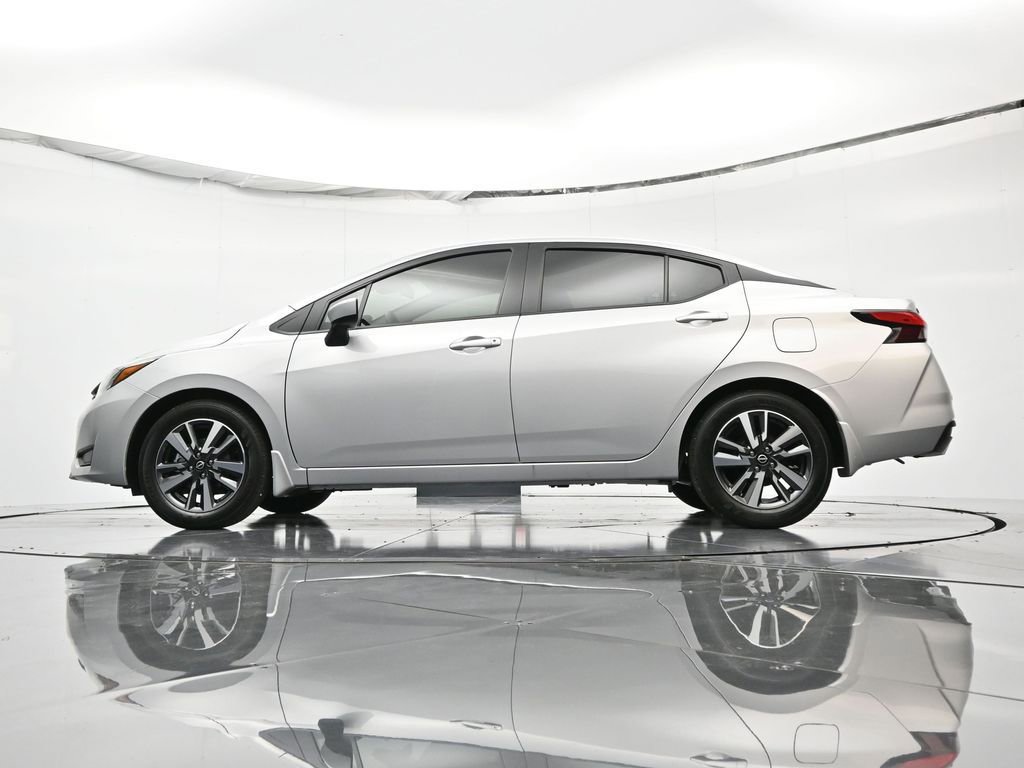 New 2025 Nissan Versa SV w/ Trunk Package FWD image 41
