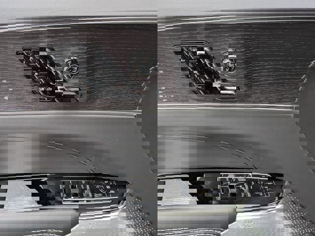 New 2026 Cadillac Lyriq V image 11