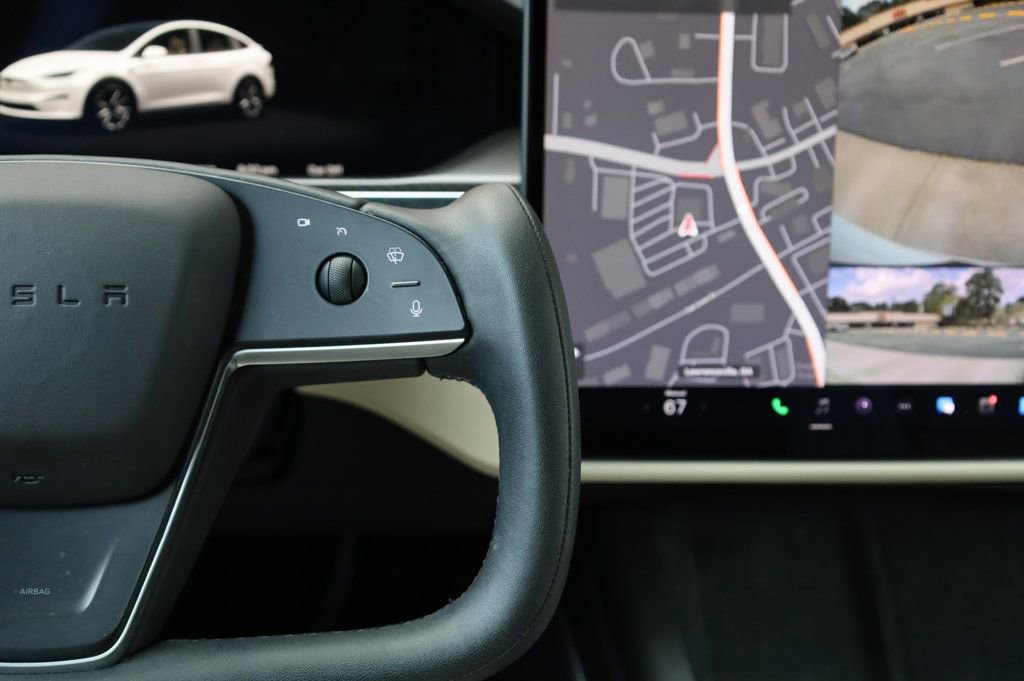 Used 2022 Tesla Model X Plaid image 35