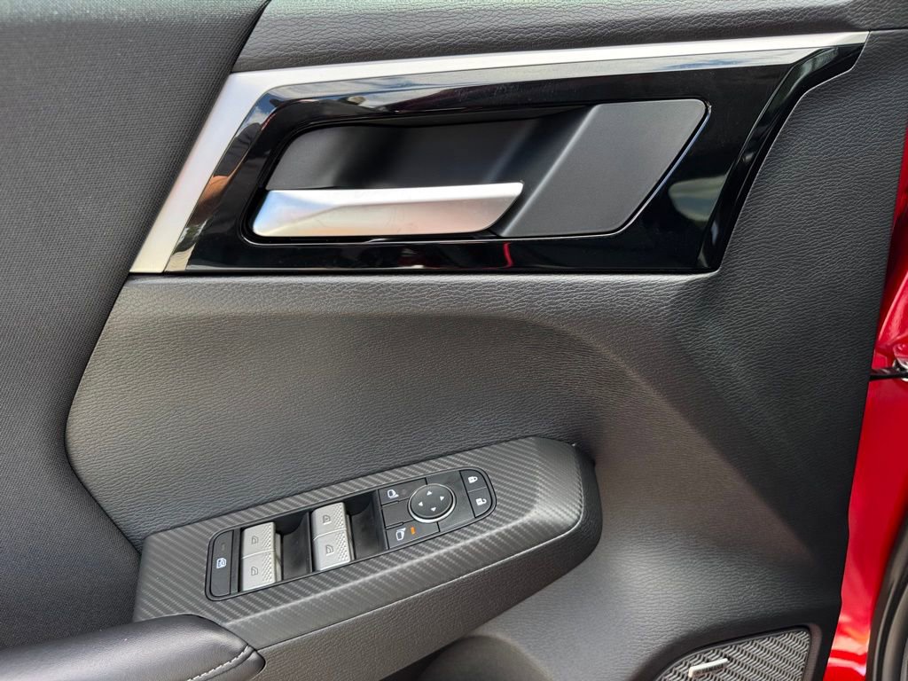 New 2025 Mitsubishi Outlander ES image 32