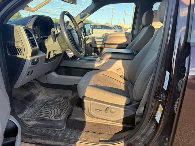Used 2019 Ford F150 XLT w/ Equipment Group 302A Luxury AWD/4WD image 2