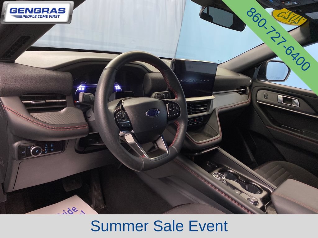 Used 2025 Ford Explorer ST-Line w/ ST-Line Street Pack AWD/4WD image 10