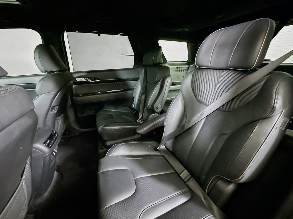 Used 2024 Hyundai Palisade Calligraphy image 15