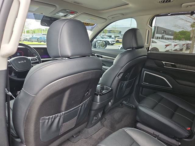 Certified 2024 Kia Telluride EX w/ EX Captain's Chair Package image 11