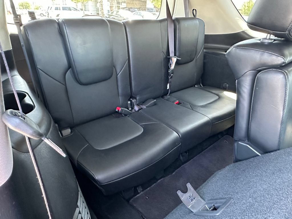 Used 2024 Nissan Armada SV AWD/4WD image 20