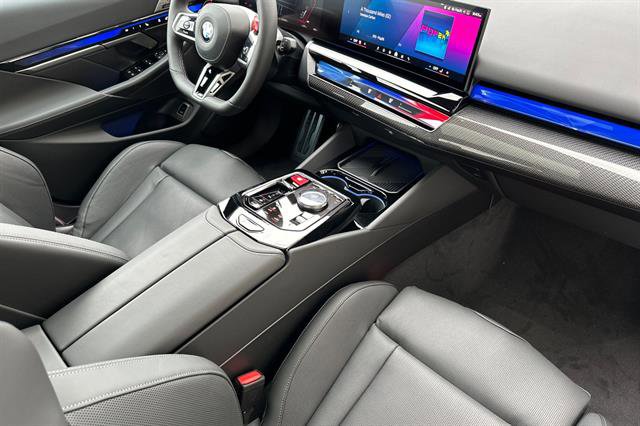 New 2026 BMW M5 w/ Executive Package image 16