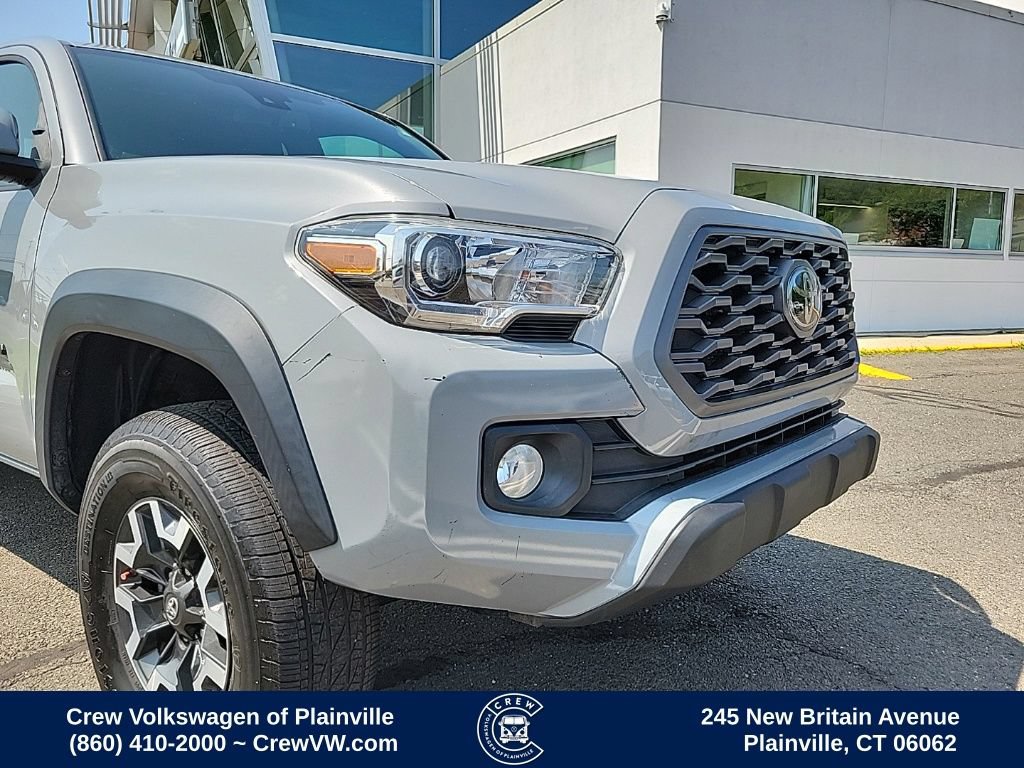 Used 2020 Toyota Tacoma TRD Off-Road AWD/4WD image 25