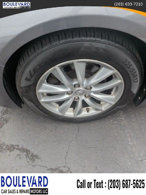 Used 2015 INFINITI Q50 Premium w/ Navigation Package AWD/4WD image 34