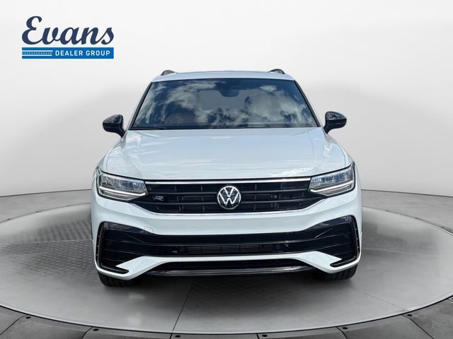 Certified 2024 Volkswagen Tiguan SE R-Line AWD/4WD image 10