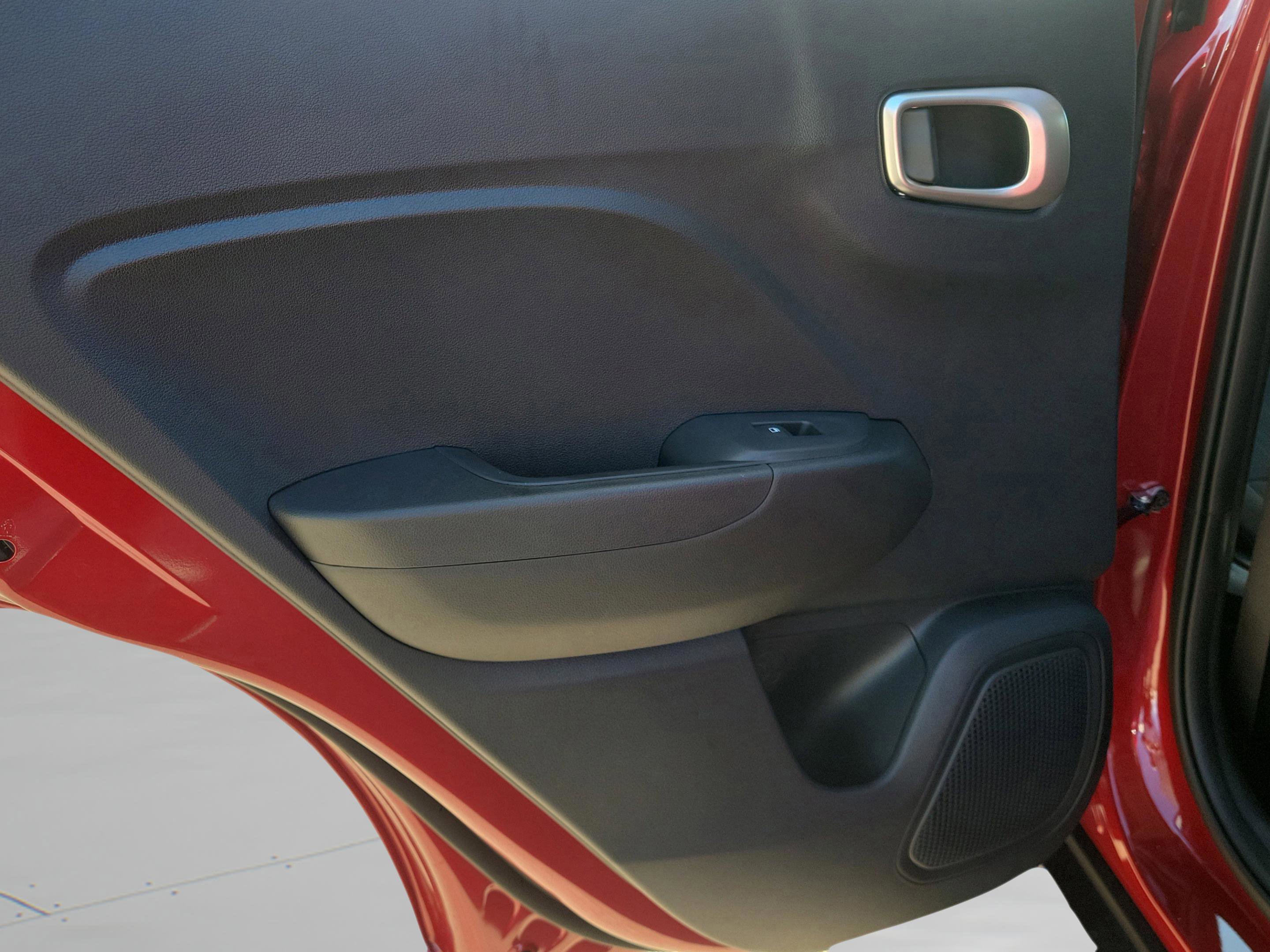 New 2026 Hyundai Venue SE image 27