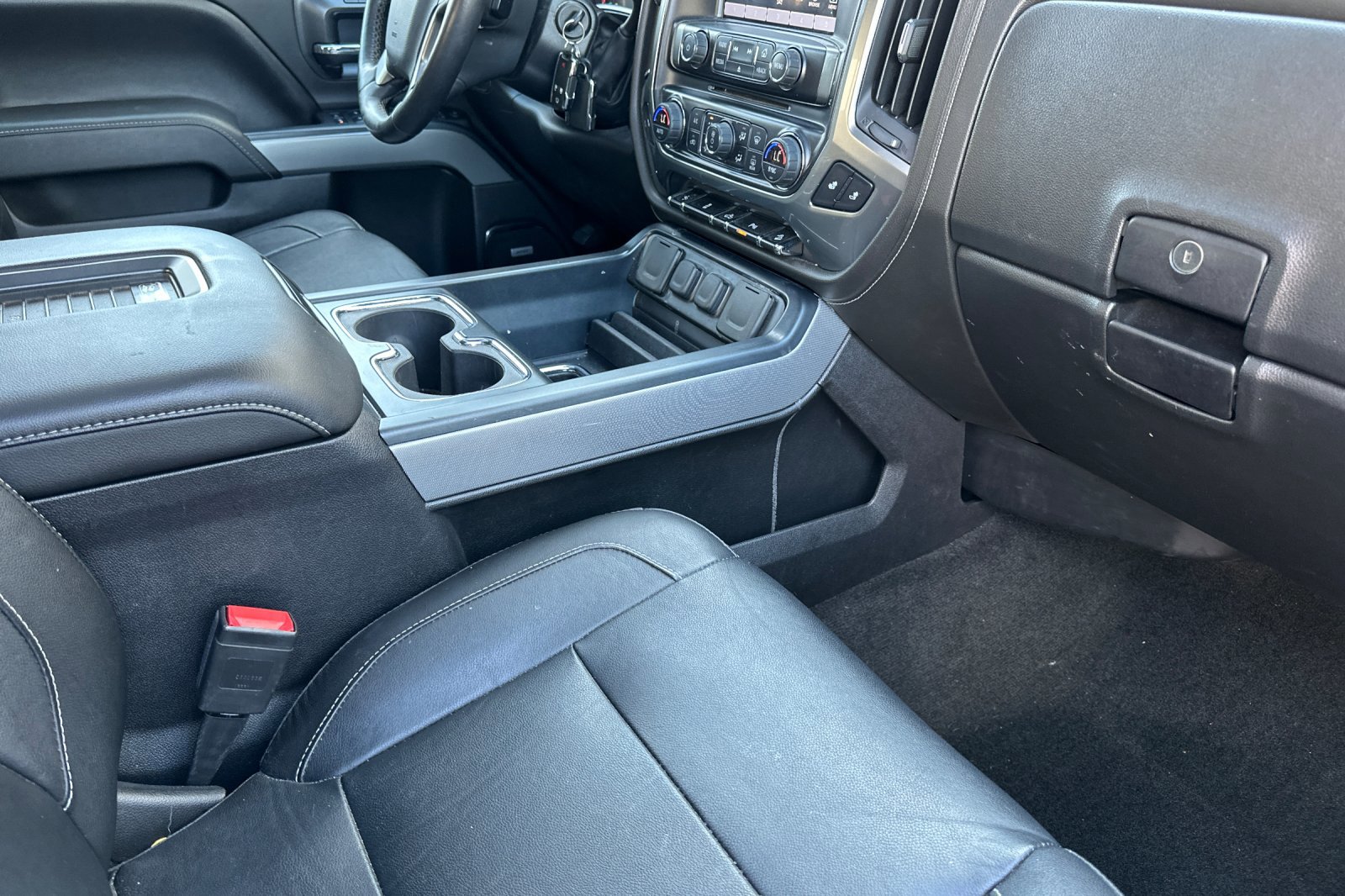 Used 2016 Chevrolet Silverado 1500 LTZ Z71 w/ LTZ Plus Package image 18