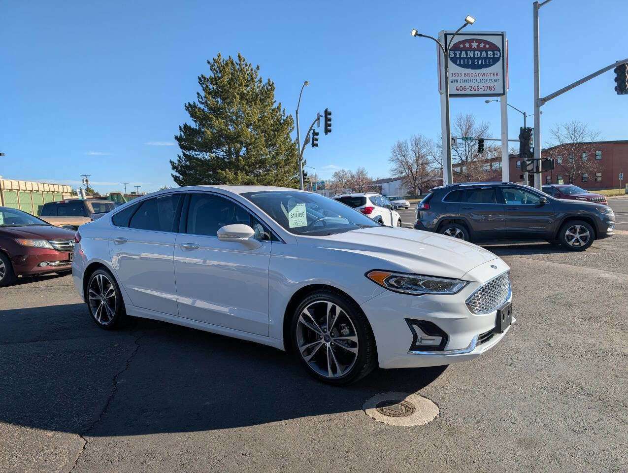 Used 2020 Ford Fusion Titanium image 1