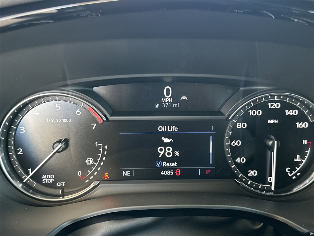 New 2025 Cadillac XT5 Luxury w/ LPO, Floor Liner Package image 36