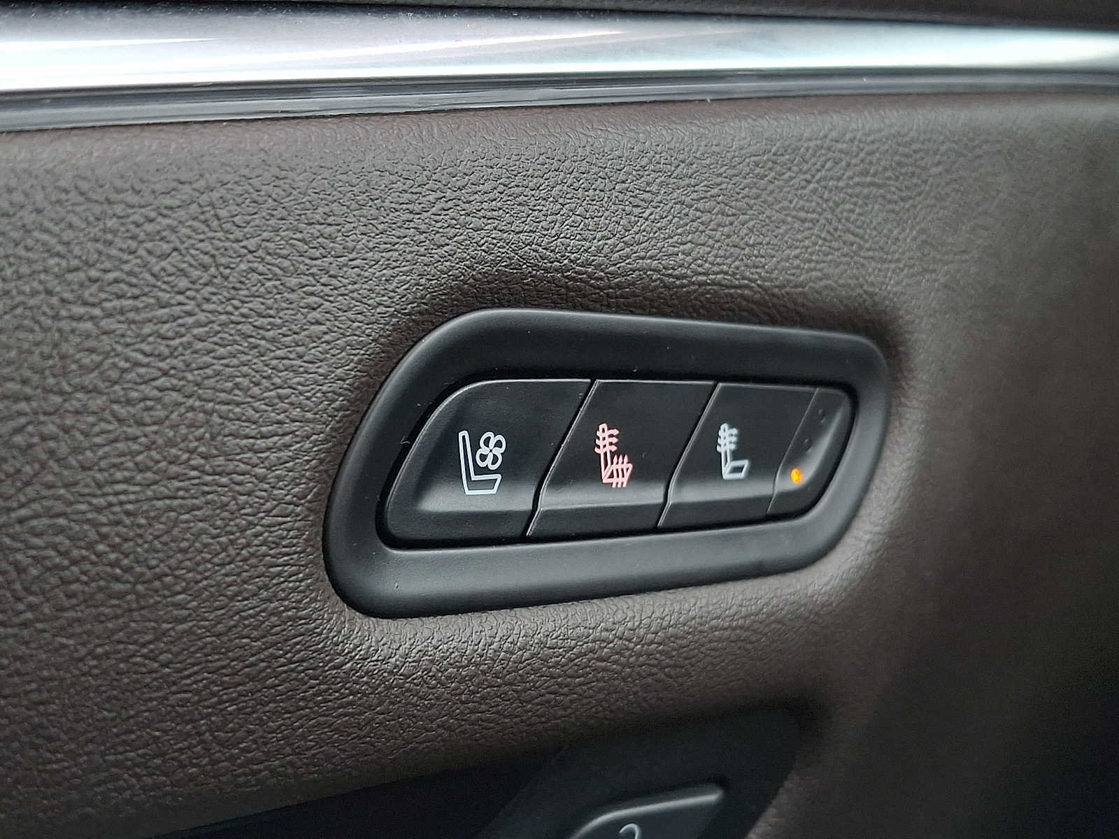 Used 2023 Cadillac Escalade Sport w/ Touring Package image 24