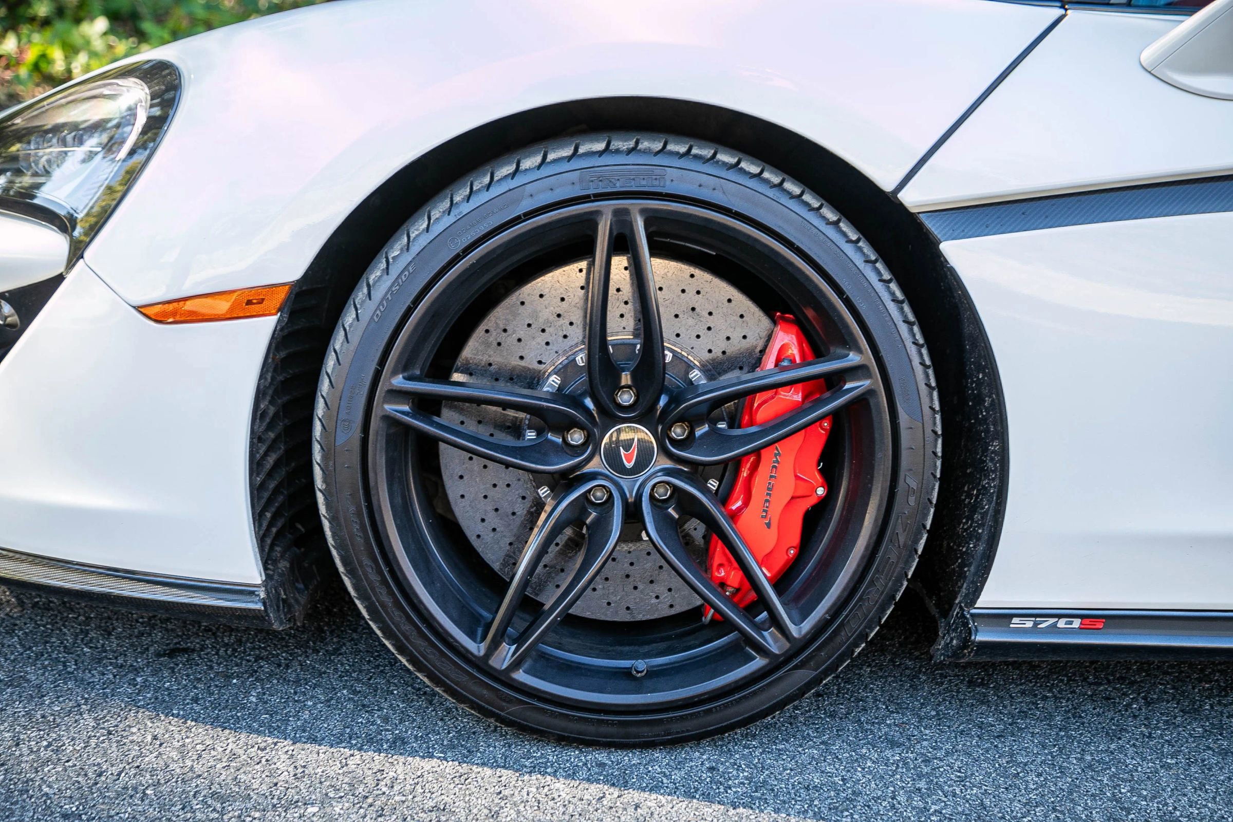 Used 2016 McLaren 570S Coupe image 11