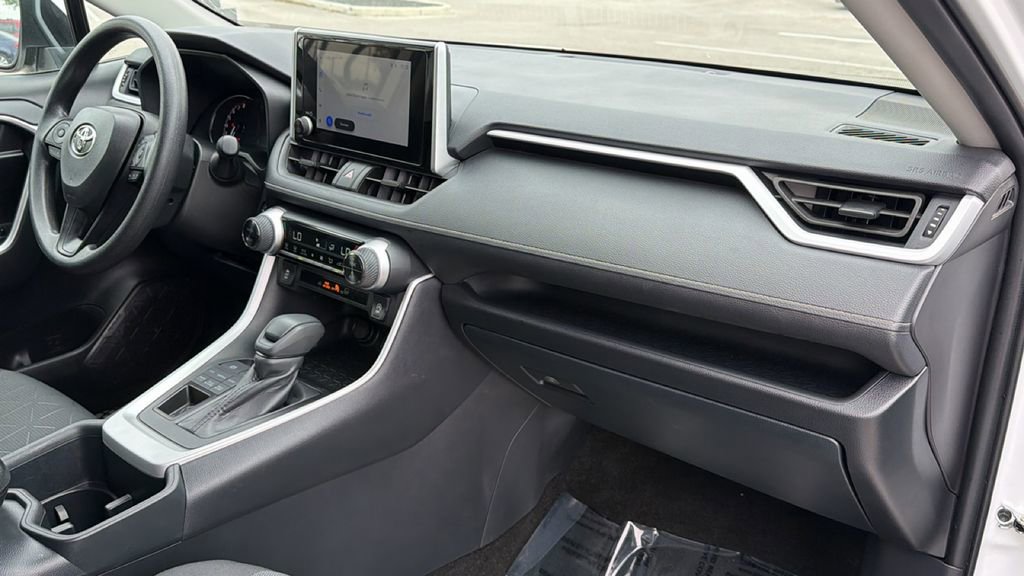Certified 2025 Toyota RAV4 XLE image 40