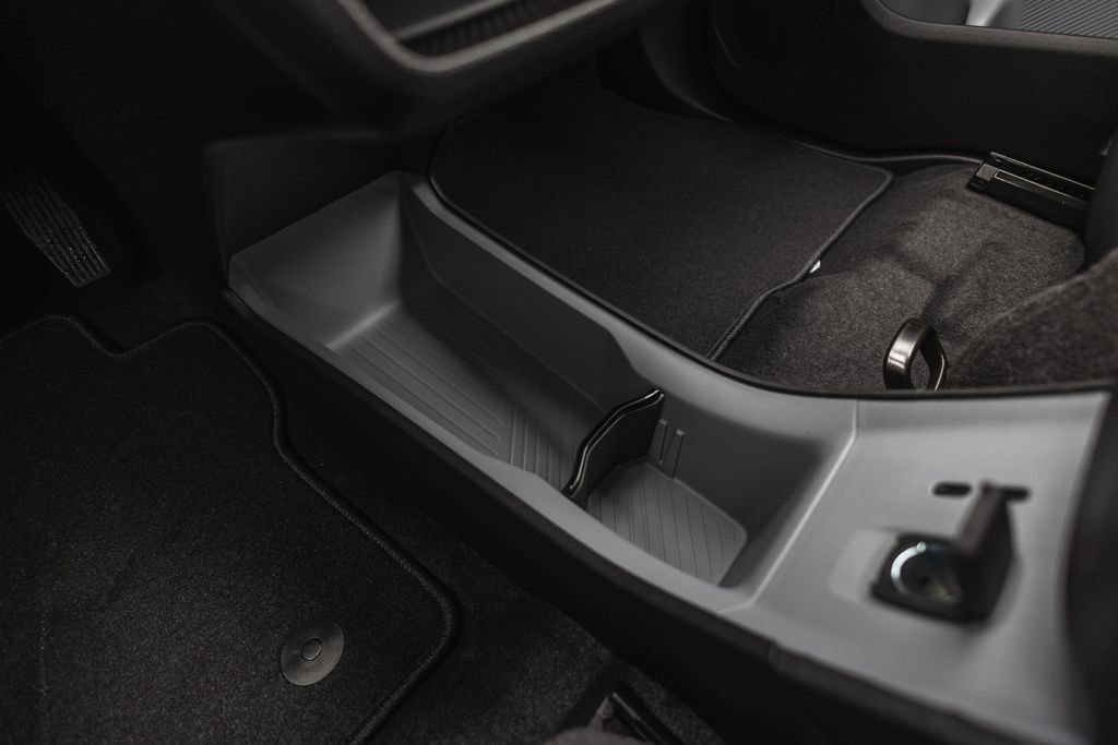 New 2027 Chevrolet Bolt RS image 17