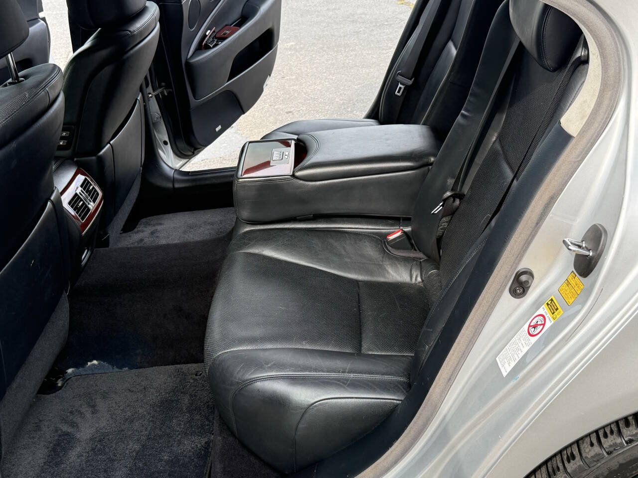 Used 2007 Lexus LS 460 L RWD image 18