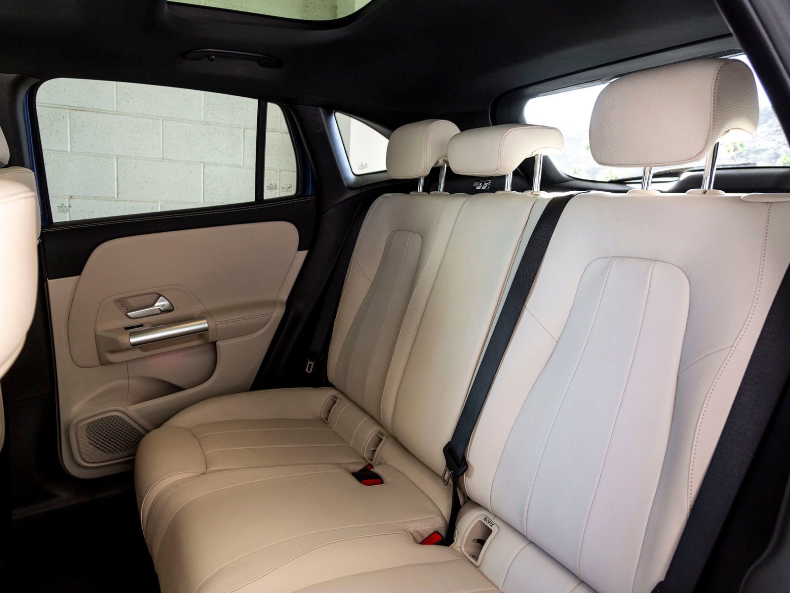 Used 2025 Mercedes-Benz GLA 250 image 23