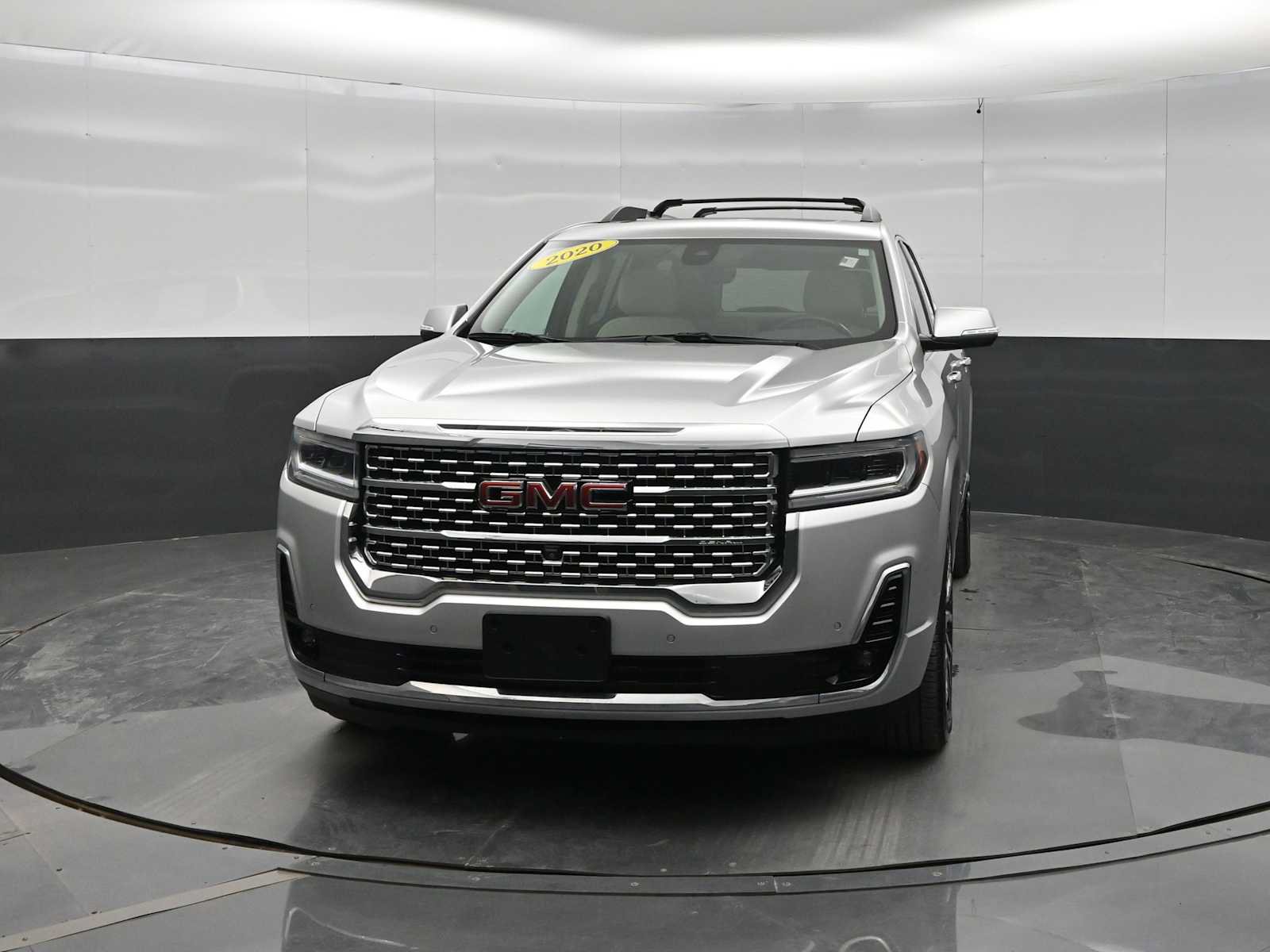 Used 2020 GMC Acadia Denali w/ LPO, Adventure Package AWD/4WD image 3