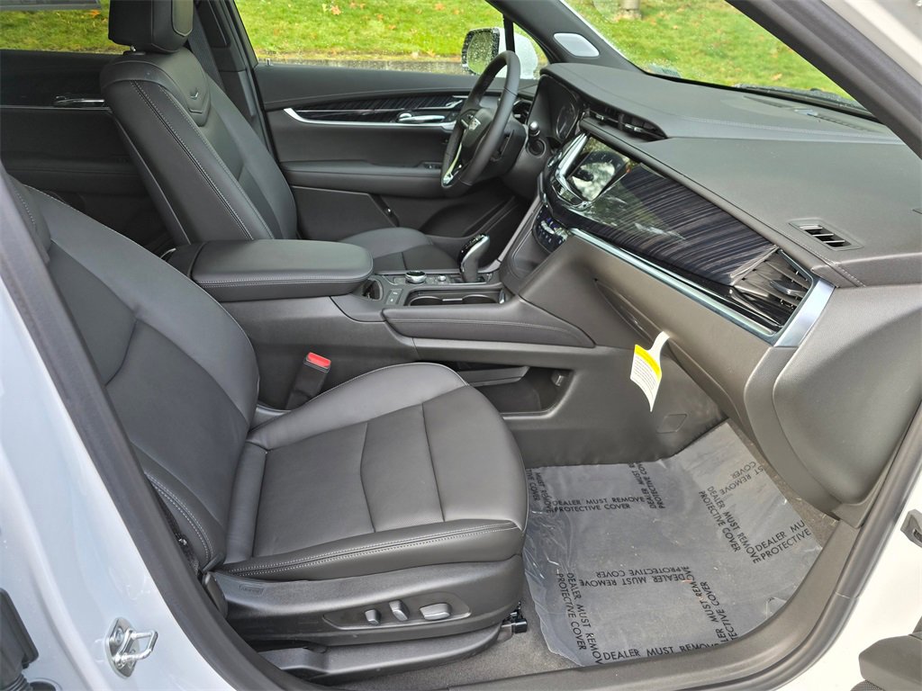 New 2025 Cadillac XT6 Premium Luxury image 11