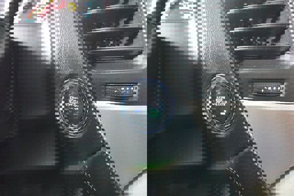 Used 2019 GMC Yukon Denali w/ Denali Ultimate Package image 23