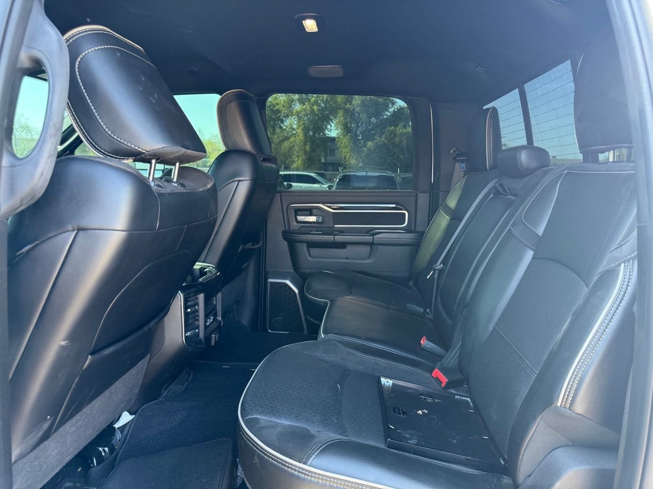 Used 2022 RAM 2500 Laramie w/ Night Edition AWD/4WD image 10