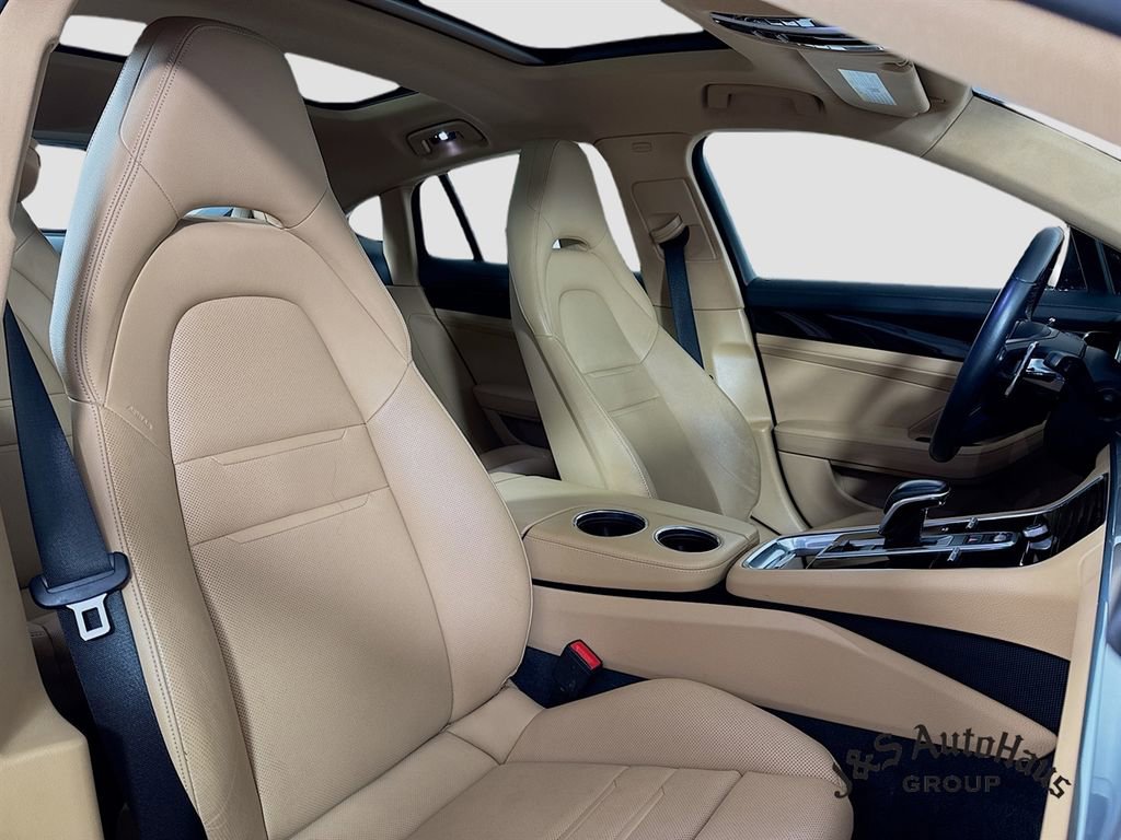 Used 2023 Porsche Panamera 4 image 35