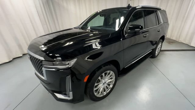 Used 2021 Cadillac Escalade Premium Luxury w/ Performance Package AWD/4WD image 4