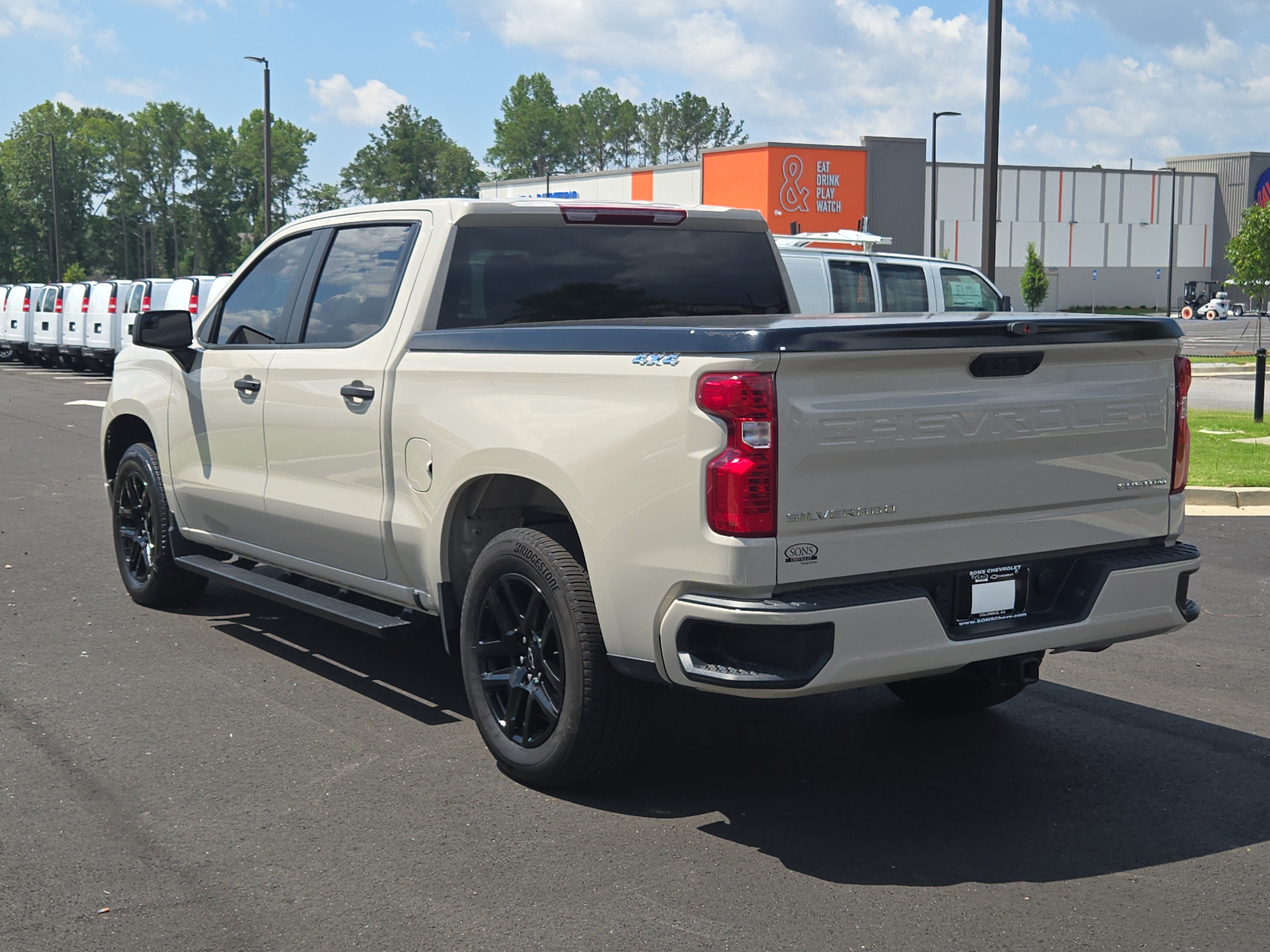 Certified 2026 Chevrolet Silverado 1500 Custom AWD/4WD image 10
