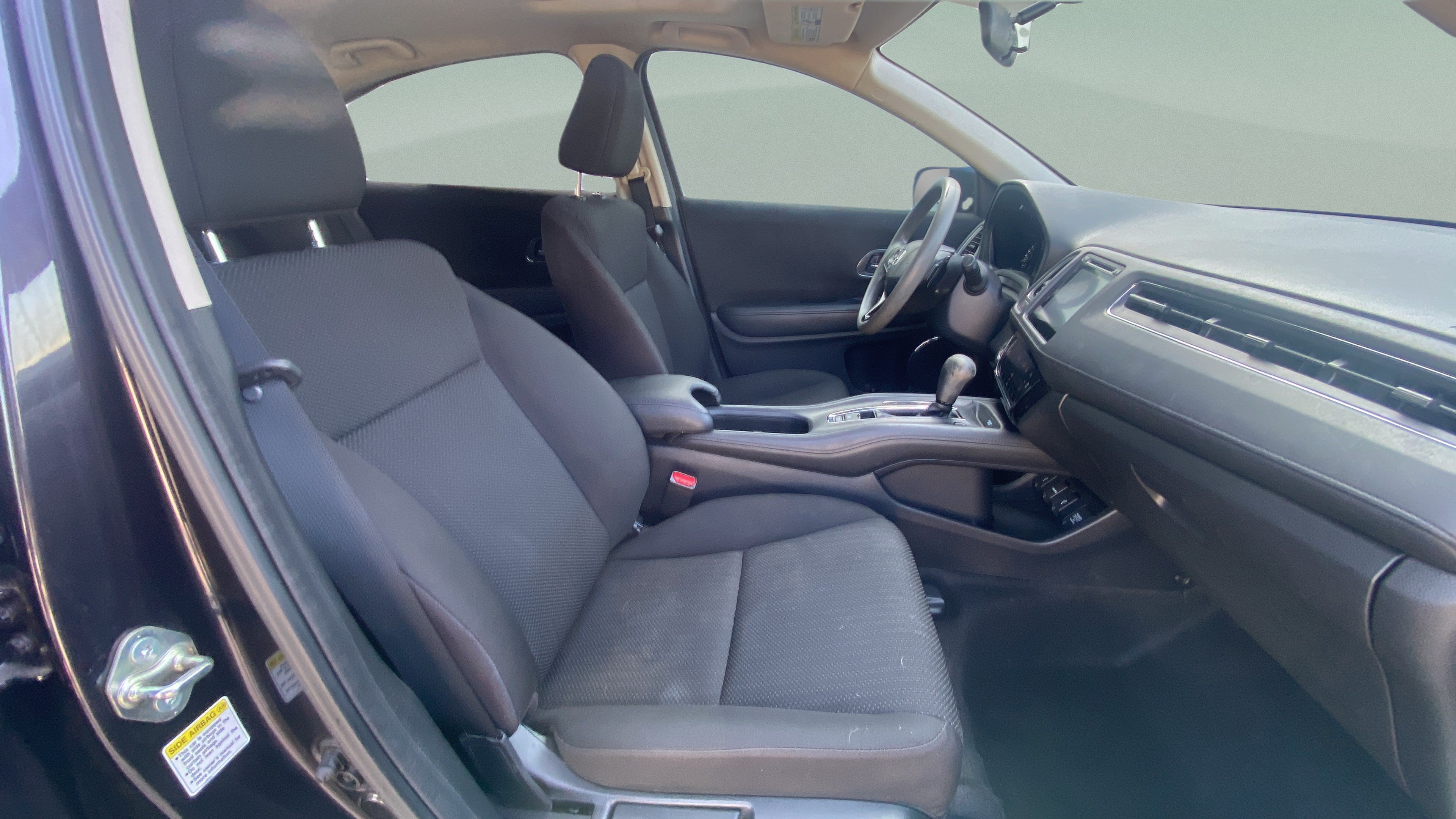 Used 2016 Honda HR-V EX image 27