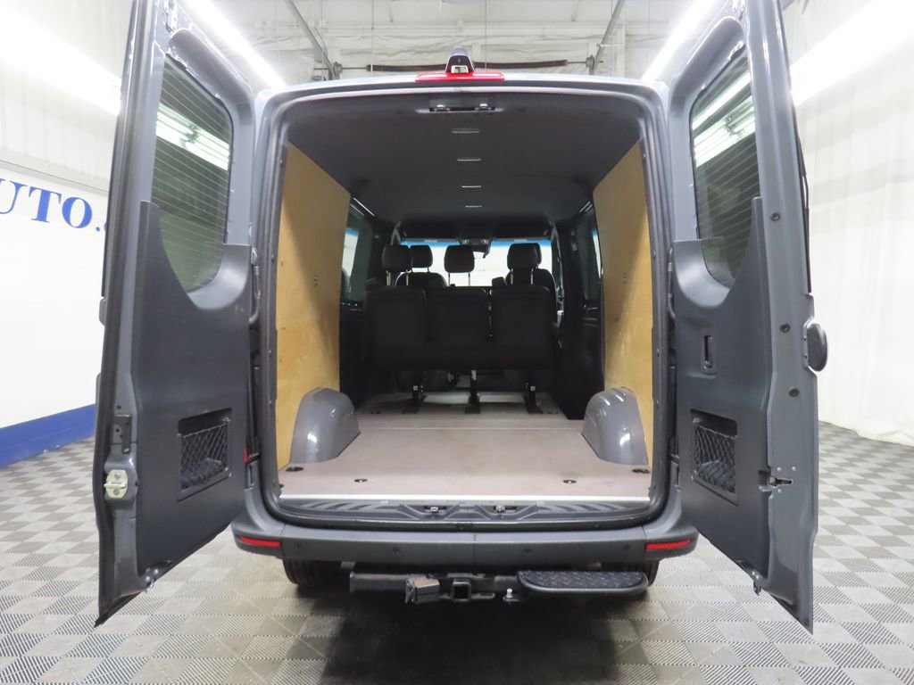 Used 2021 Mercedes-Benz Sprinter 2500 image 33