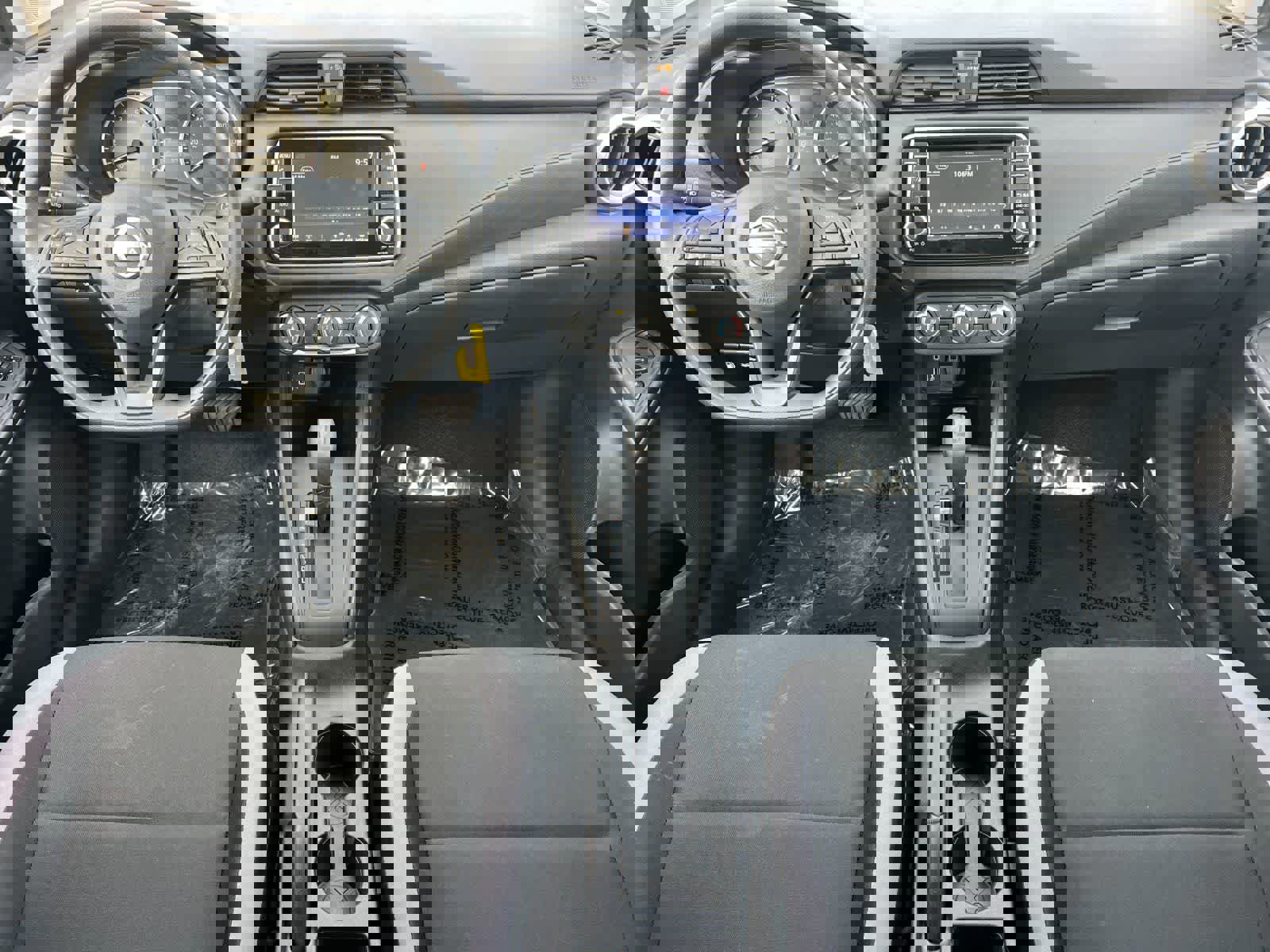 Used 2025 Nissan Versa S w/ Trunk Package image 4