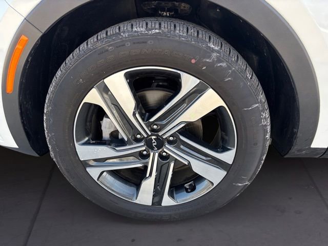 Certified 2024 Kia Sorento EX image 9