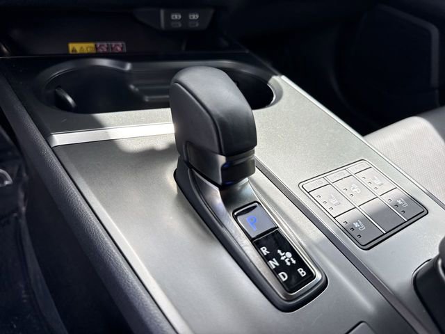 Used 2025 Lexus UX 300h FWD w/ Accessory Package (Z1) image 20